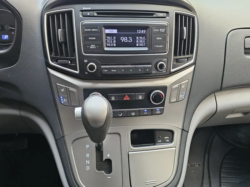 Hyundai Grand Starex