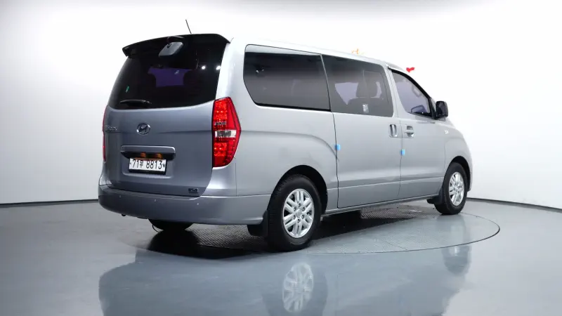 Hyundai Grand Starex