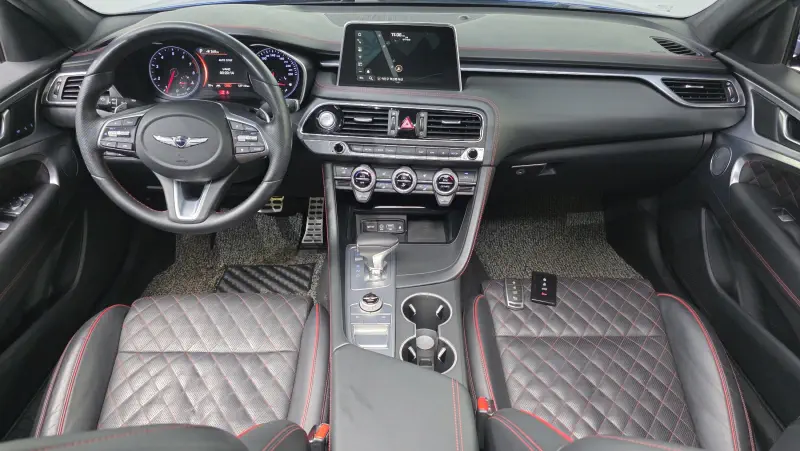 Genesis G70
