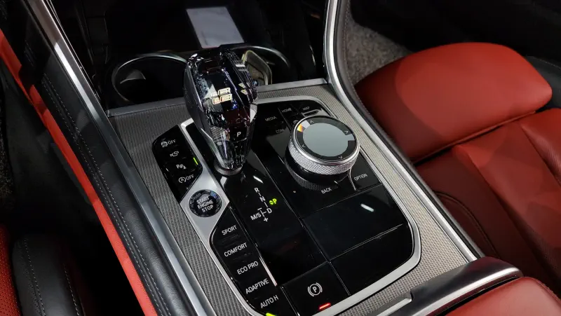 BMW 8-Series