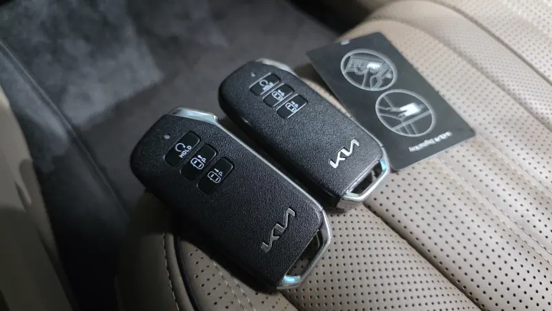 Kia K8