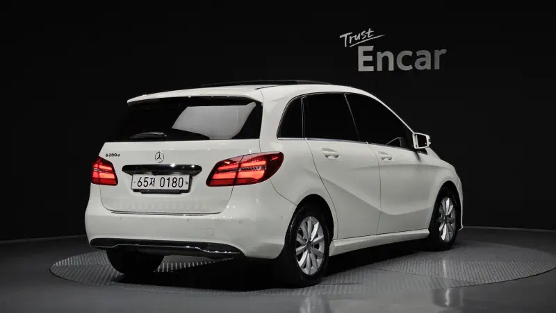 Mercedes-Benz B-Class