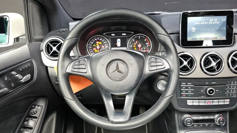 Mercedes-Benz B-Class