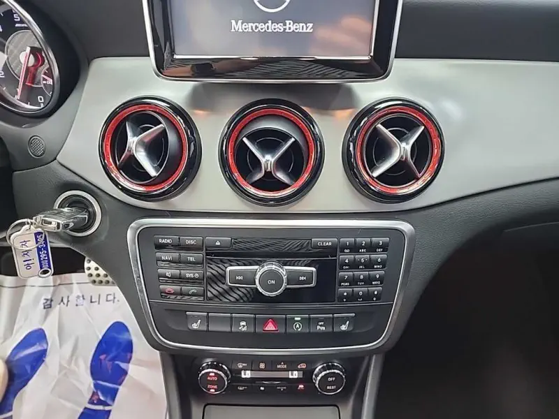 Mercedes-Benz GLA-Class