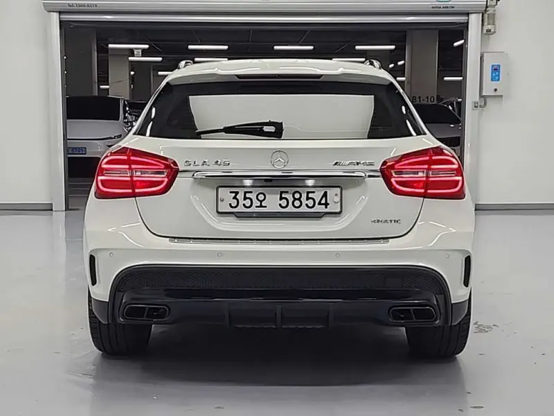 Mercedes-Benz GLA-Class