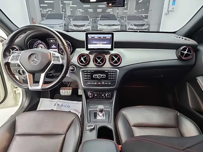 Mercedes-Benz GLA-Class
