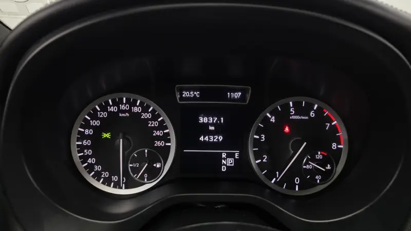 Infiniti Q30