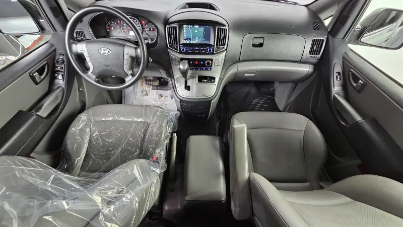 Hyundai Grand Starex