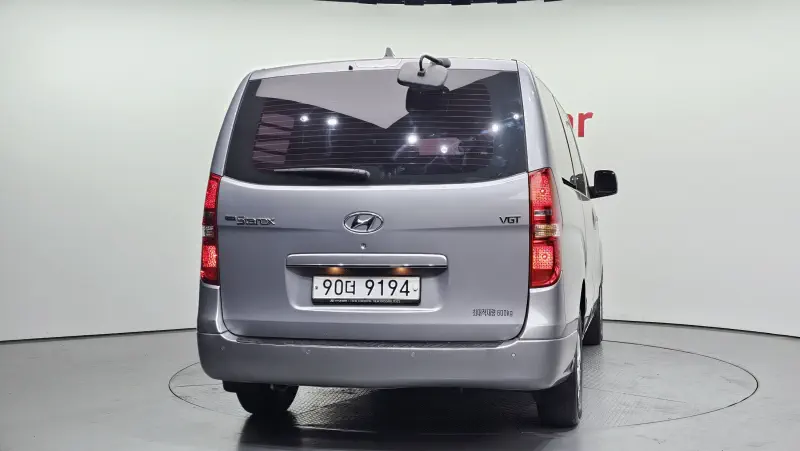 Hyundai Grand Starex