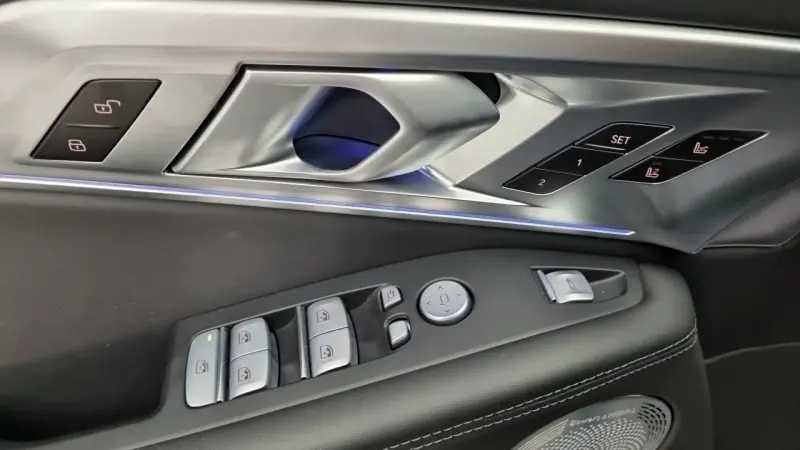 BMW XM