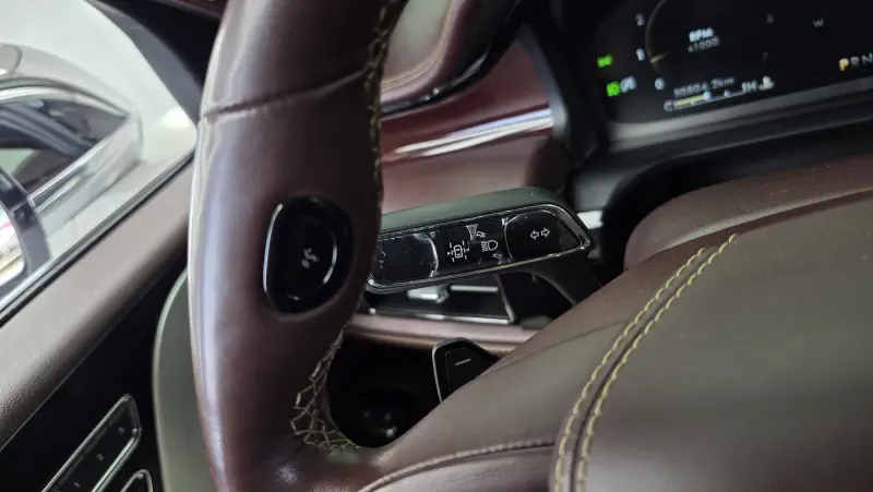 Lincoln Aviator