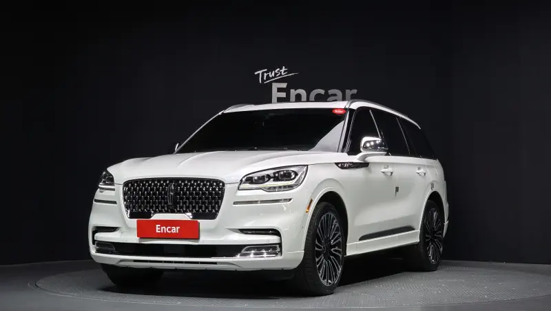 Lincoln Aviator