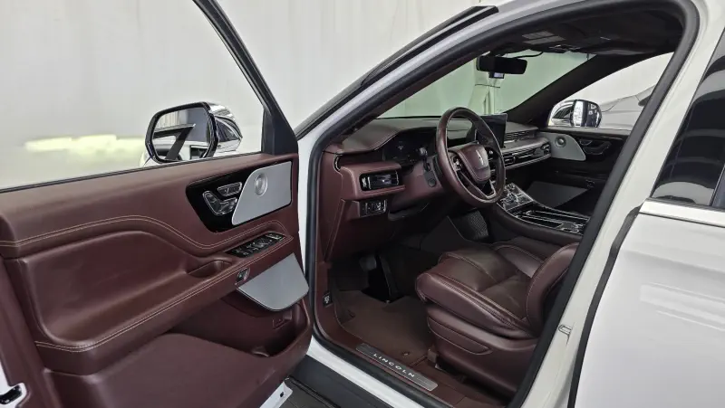 Lincoln Aviator