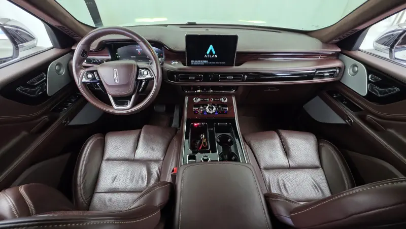 Lincoln Aviator