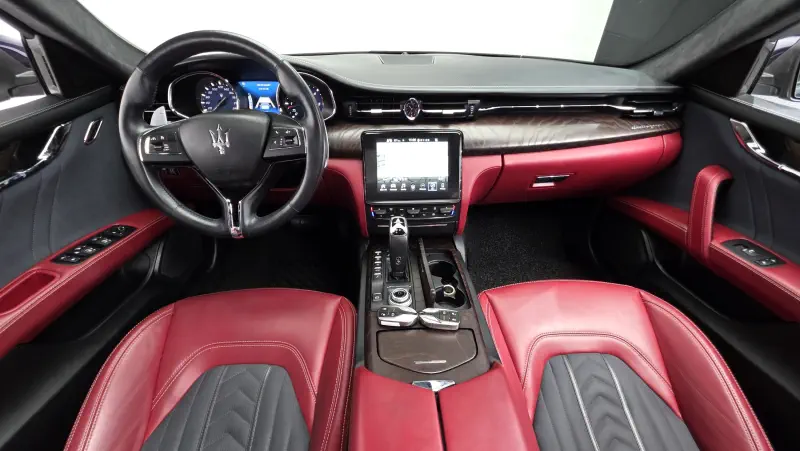 Maserati Quattroporte