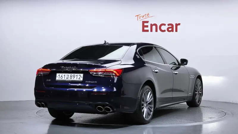 Maserati Quattroporte