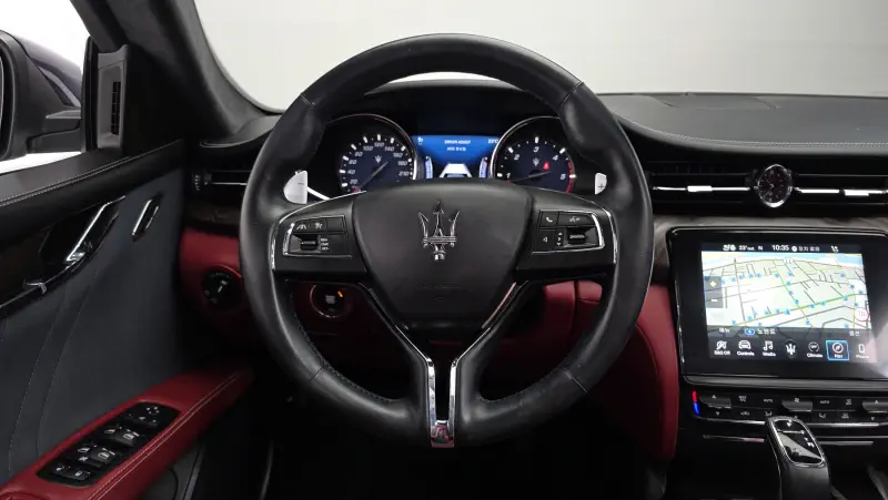 Maserati Quattroporte