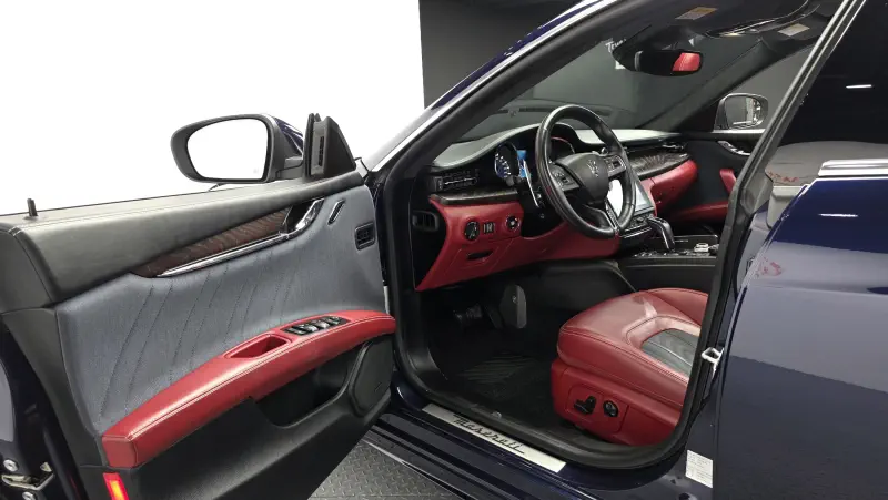 Maserati Quattroporte