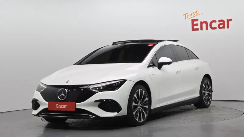 Mercedes-Benz EQE