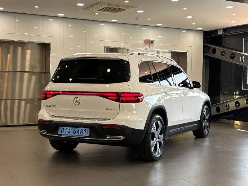 Mercedes-Benz EQB