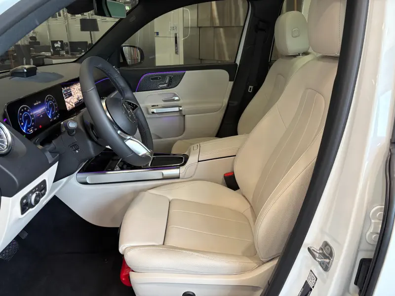 Mercedes-Benz EQB