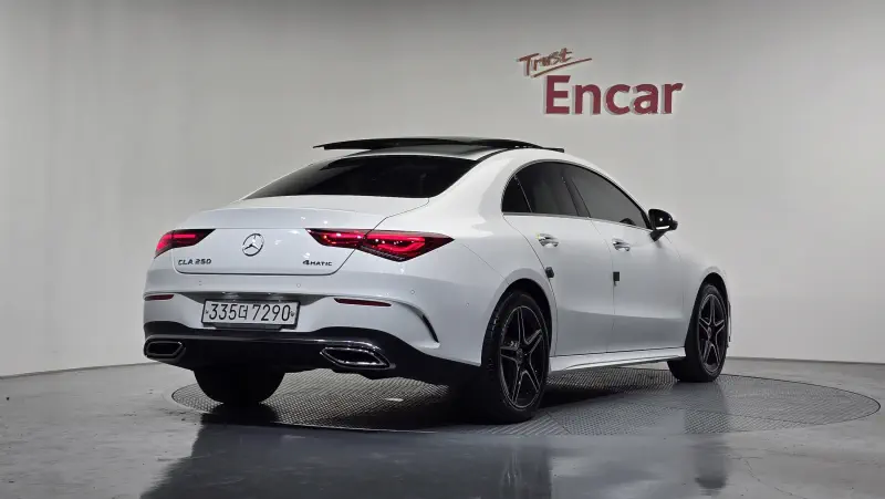 Mercedes-Benz CLA-Class