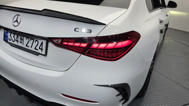 Mercedes-Benz C-Class