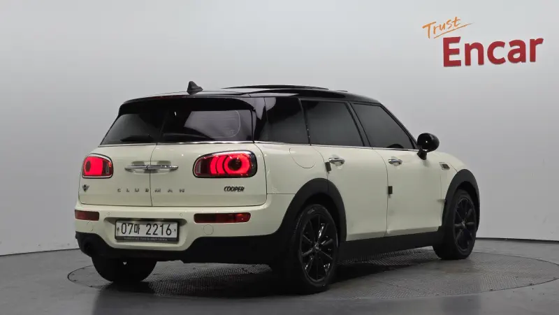 MINI Clubman