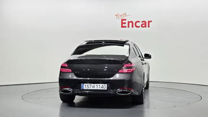 Genesis G70