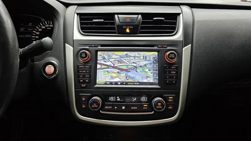 Nissan Altima