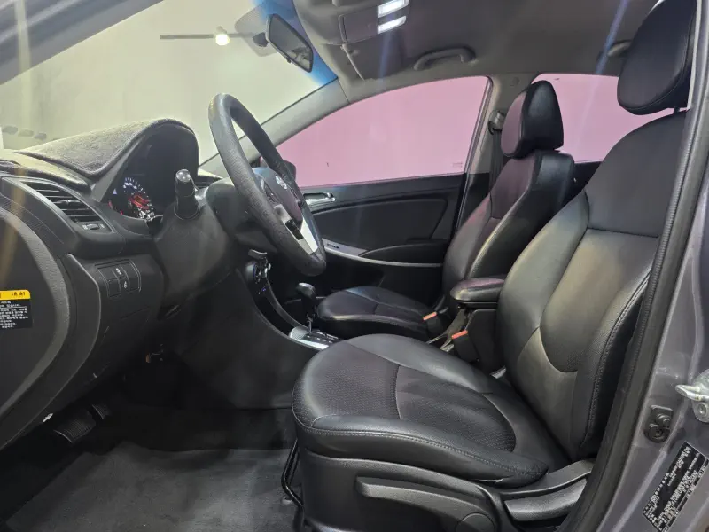 Hyundai Accent