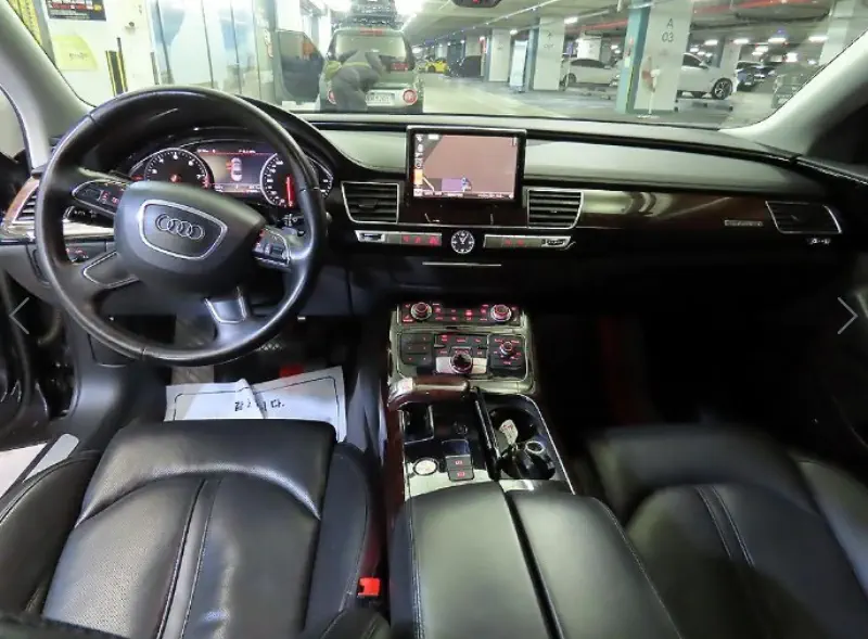 Audi A8