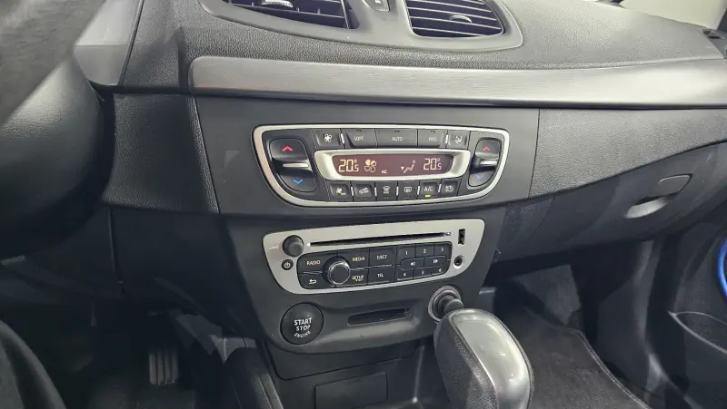Renault Samsung SM3 Z.E.