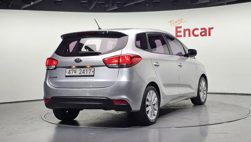 Kia Carens