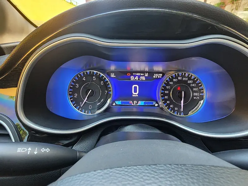 Chrysler 200