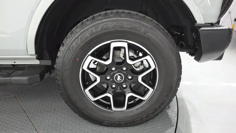 Ford Bronco