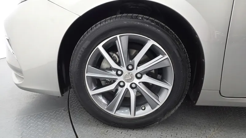 Lexus ES300h