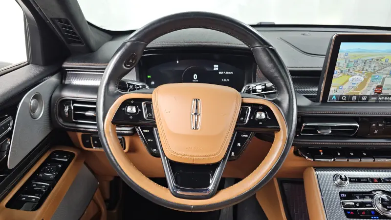 Lincoln Aviator