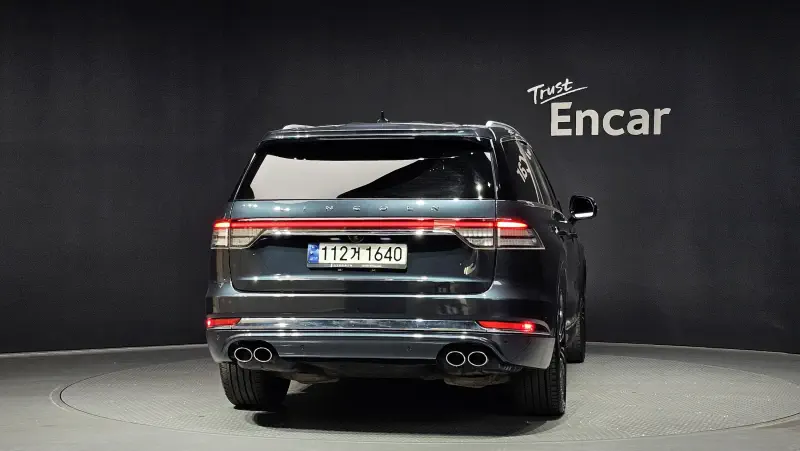 Lincoln Aviator