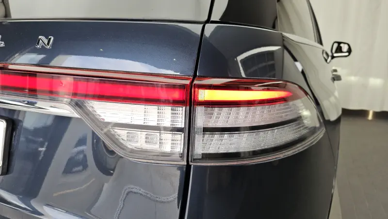 Lincoln Aviator