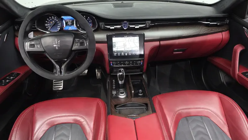 Maserati Quattroporte