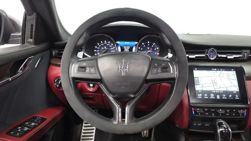 Maserati Quattroporte