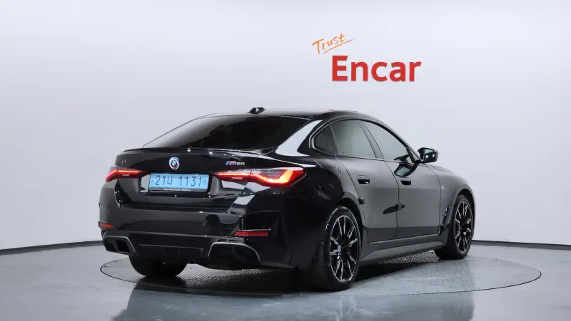 BMW i4