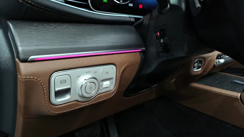 Mercedes-Benz GLE-Class