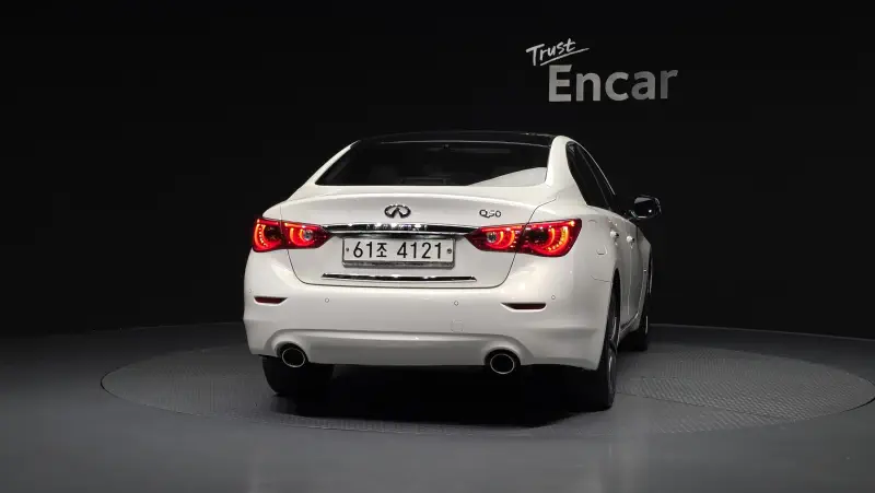 Infiniti Q50