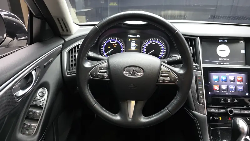 Infiniti Q50