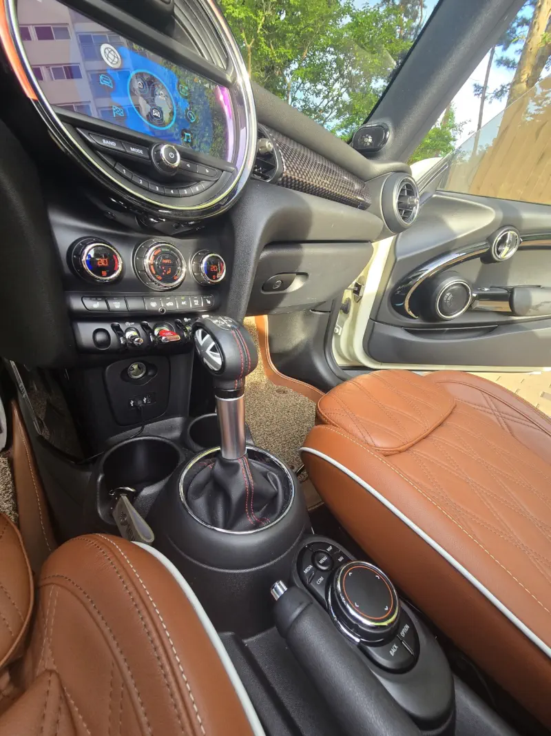 MINI Cabrio