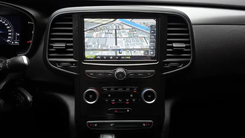 Renault Samsung SM6