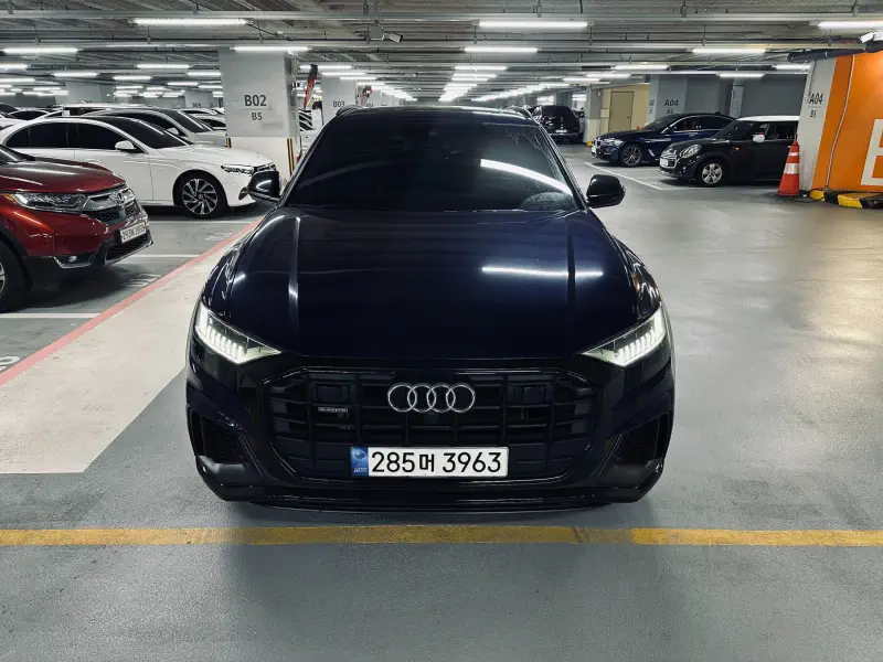 Audi Q8