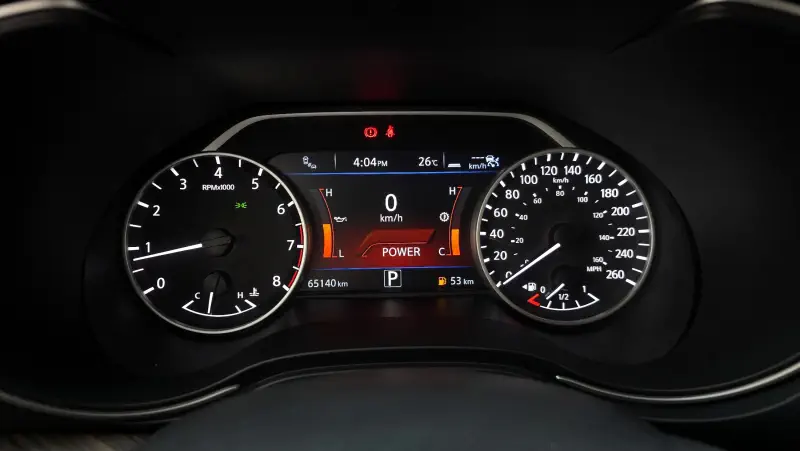 Nissan MAXIMA
